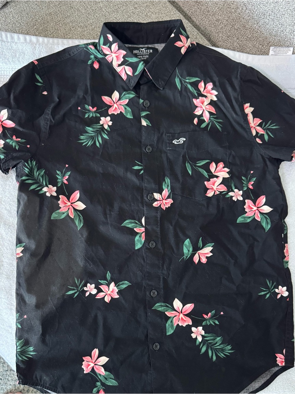 Hollister Black Short-Sleeve Button-Down Shirt with Pink Floral Print